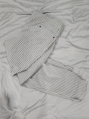 Maurices Gray and White Striped Chinos